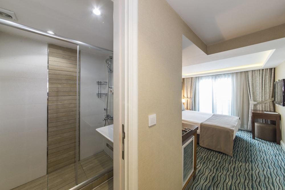 Aston Hotel Taksim Istanbul Exterior foto