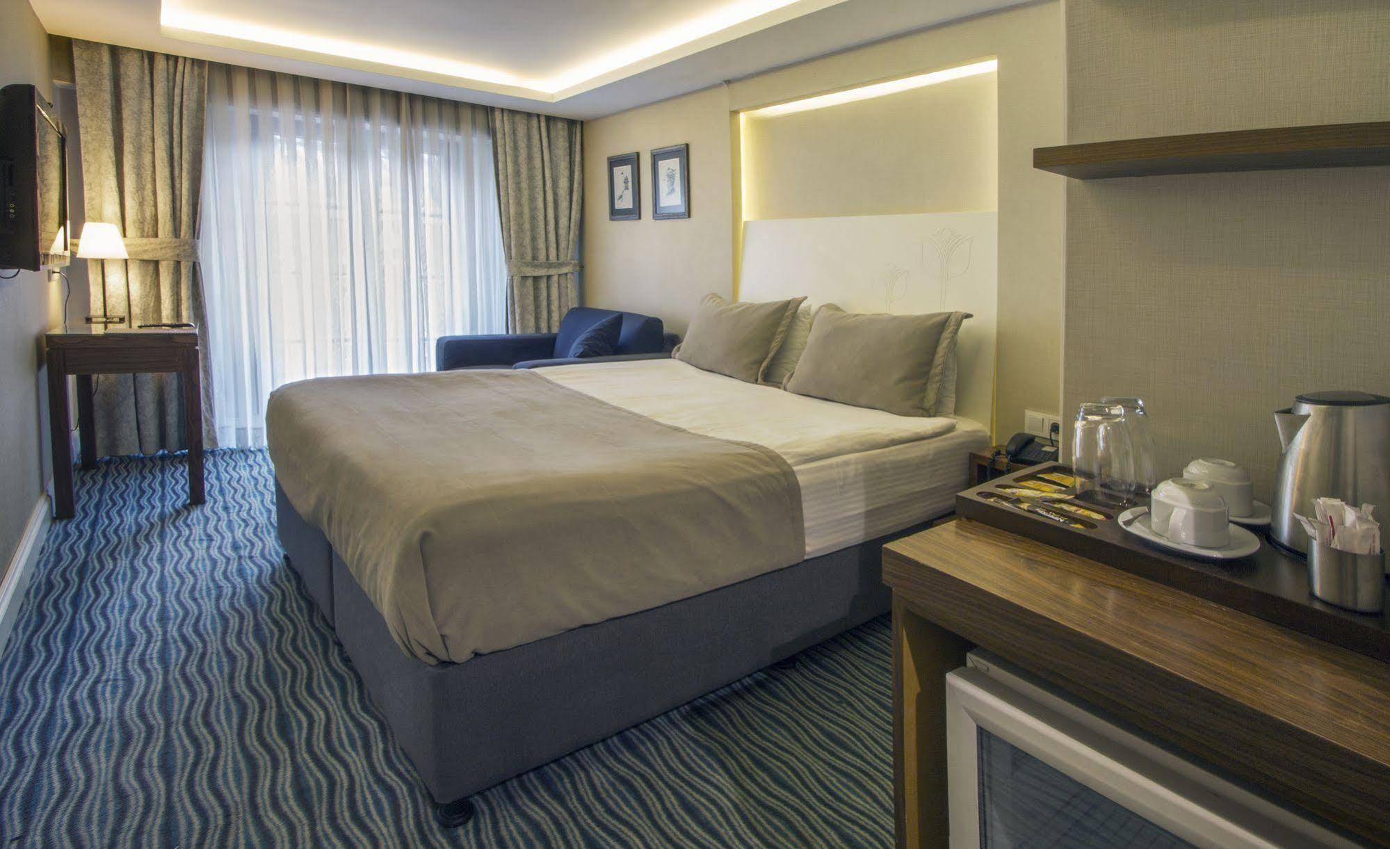 Aston Hotel Taksim Istanbul Exterior foto